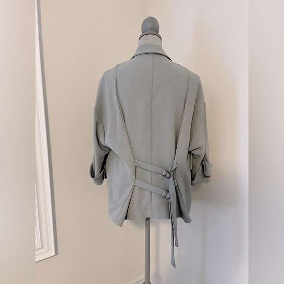 NWT Top Shop blazer. Adjustable back and super soft! - Picture 3 of 6